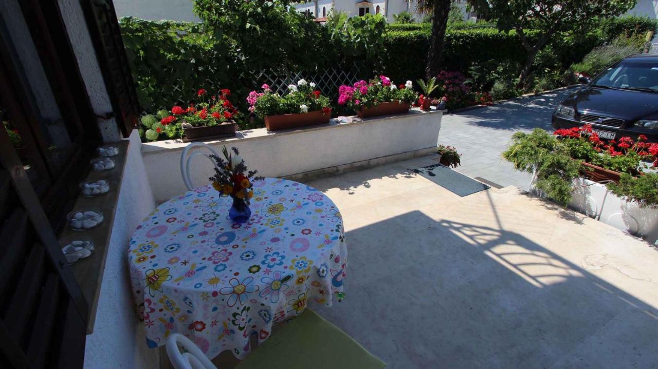 Studio In Vantacici/Insel Krk 14419 Exterior photo